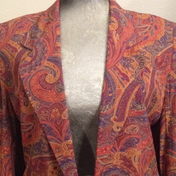 Paisley Liz Clairbone  blazer with great color - Picture 7 of 8